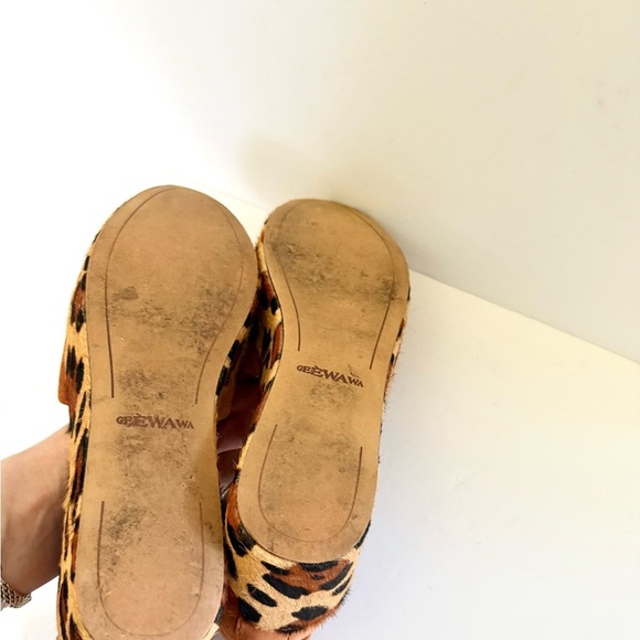 Anthropologie Gee Wawa Daisy Platform Leopard Animal Print Suede Wedges Heels - Picture 6 of 7